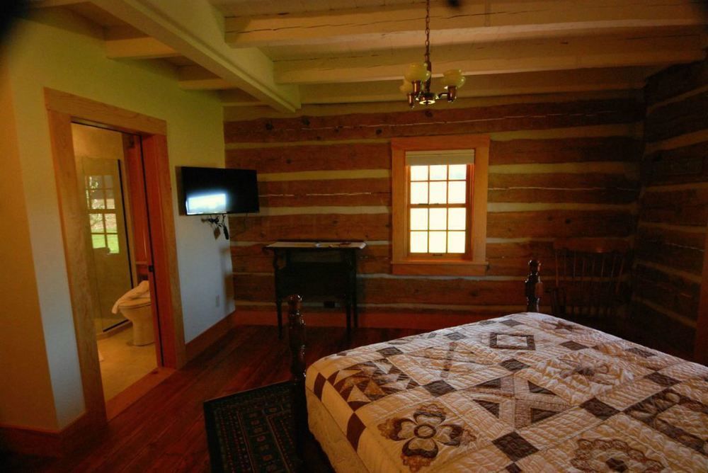 Silver Lake Bed And Breakfast (Adults Only) Harrisonburg Εξωτερικό φωτογραφία