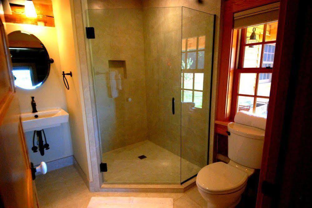 Silver Lake Bed And Breakfast (Adults Only) Harrisonburg Εξωτερικό φωτογραφία