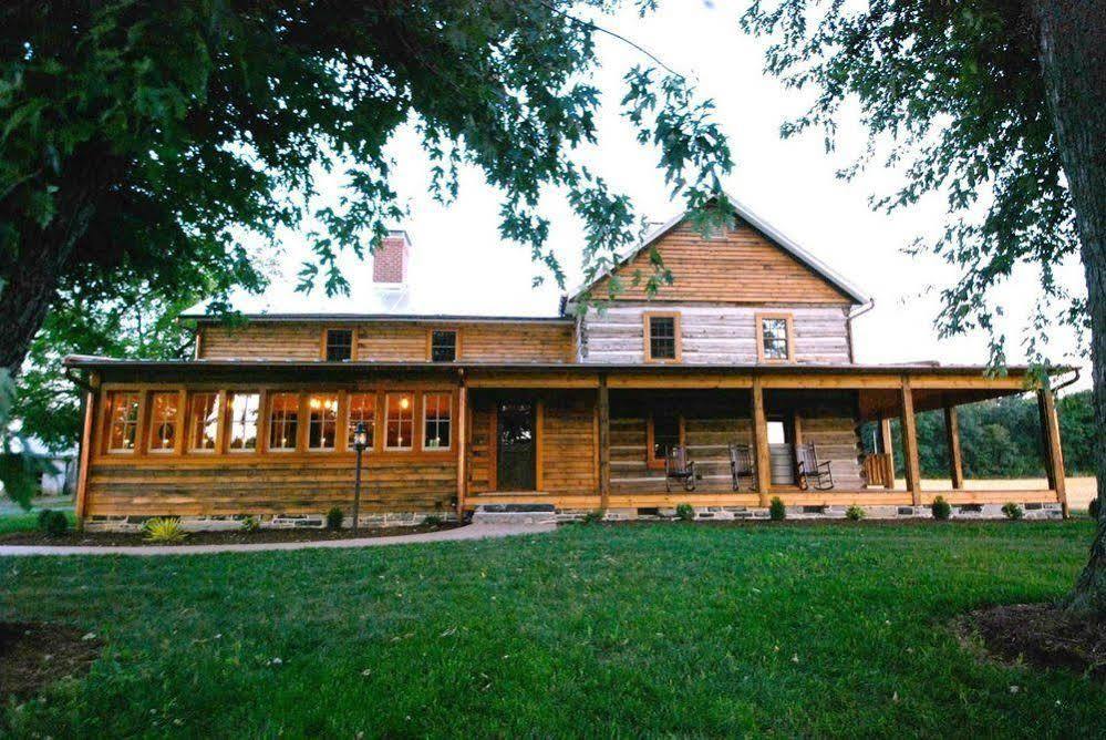 Silver Lake Bed And Breakfast (Adults Only) Harrisonburg Εξωτερικό φωτογραφία